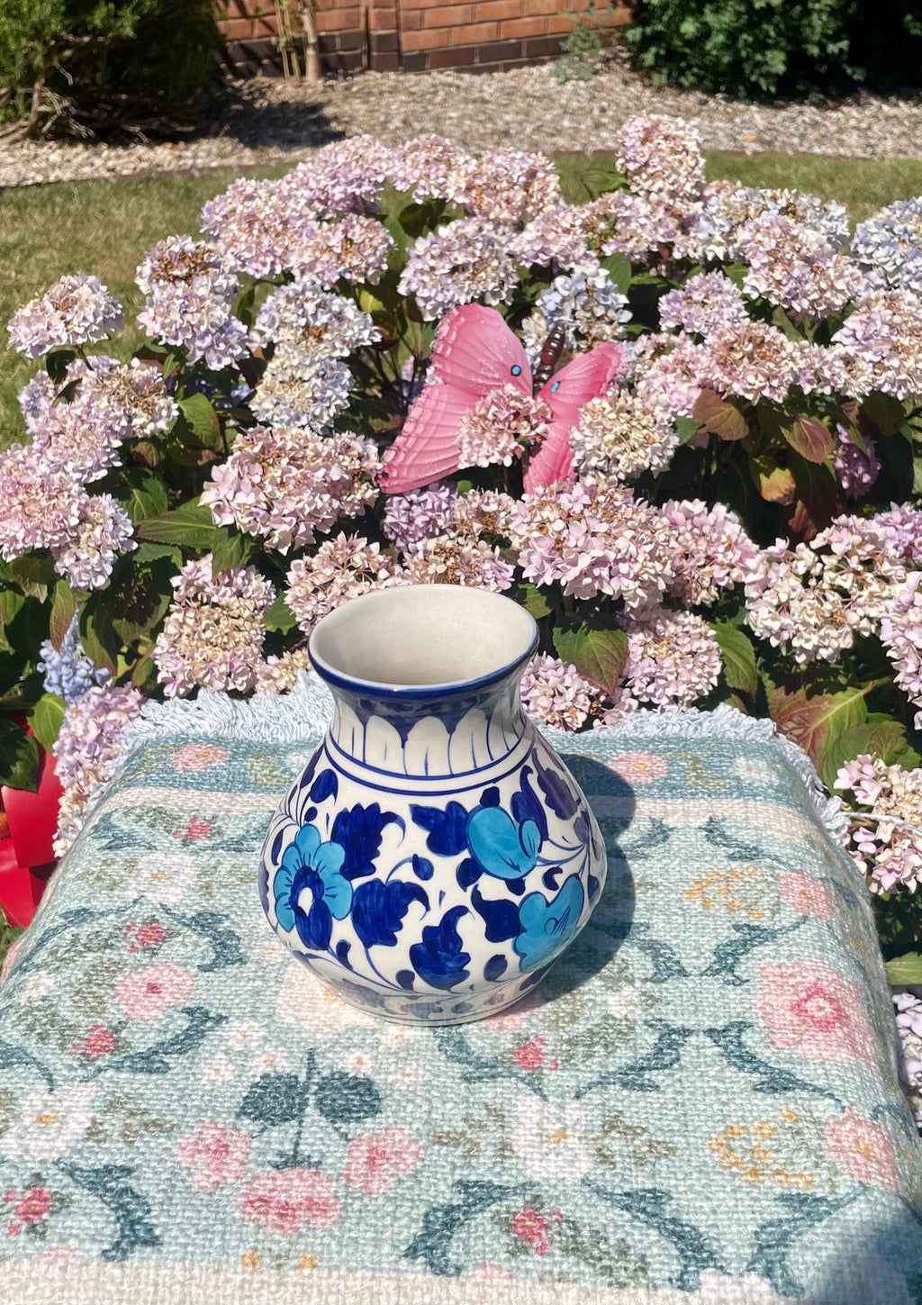 Hand-Painted Multani Ceramic Decorative Vase – Traditional Blue Floral Art