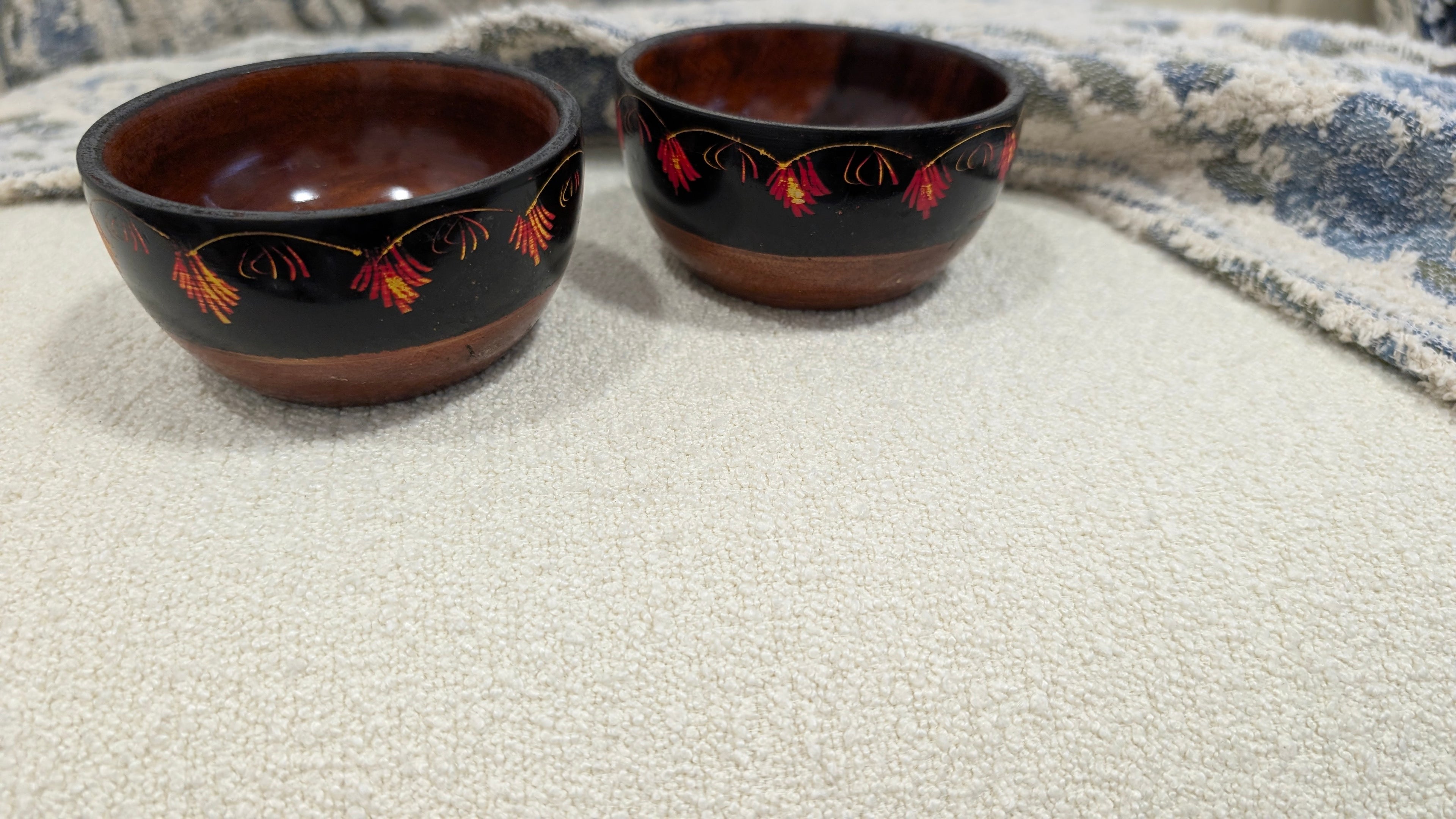 Handmade Wooden Bowl Set of 7 – Lacquer Art Serving Bowls (1 Large & 6 Small)