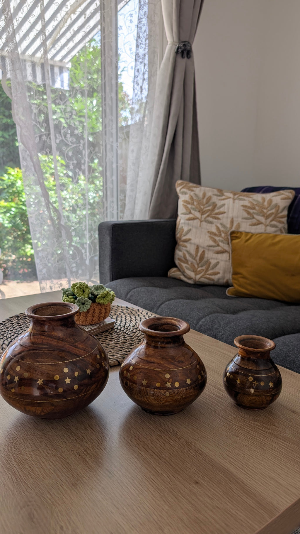 Hand-Turned Silanwali Wooden Vase Set (3-Piece) - Bras Inlay