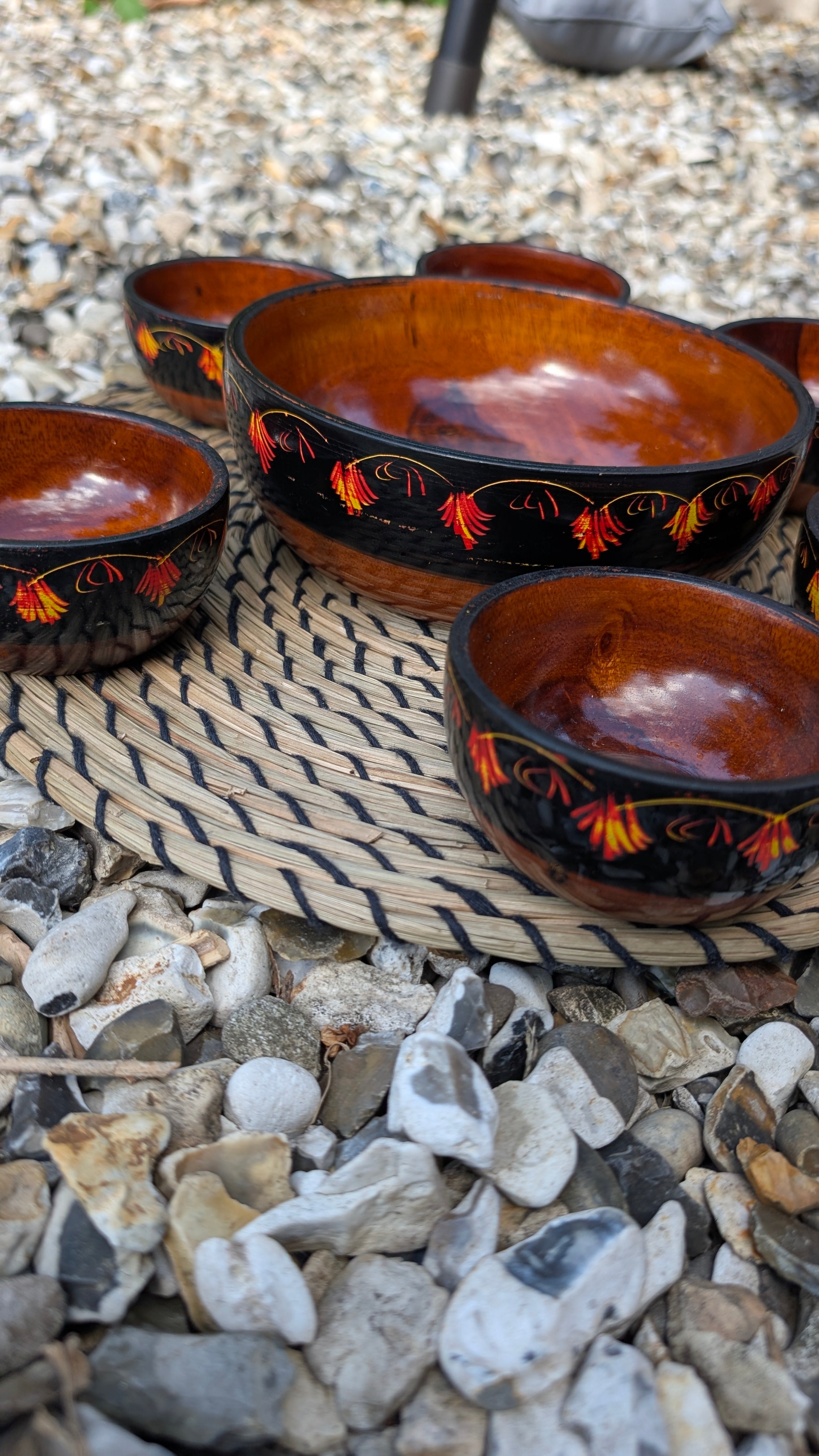 Handmade Wooden Bowl Set of 7 – Lacquer Art Serving Bowls (1 Large & 6 Small)