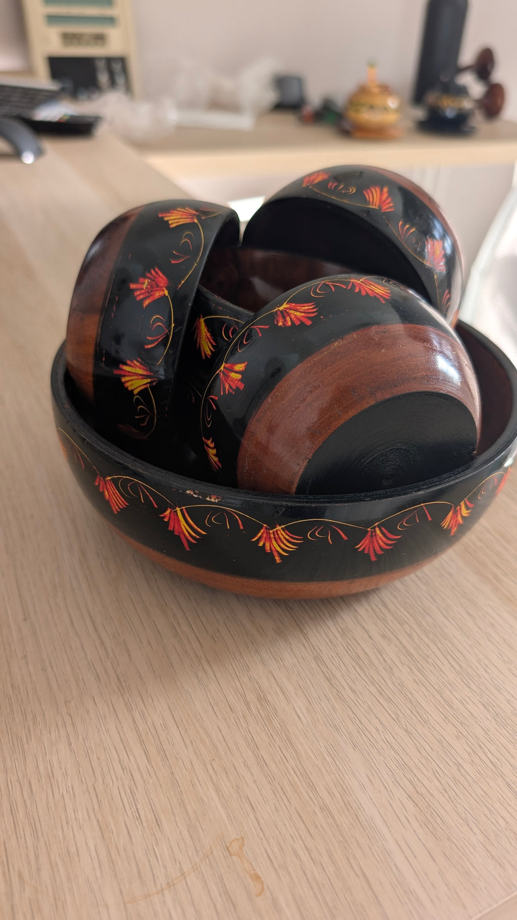 Handmade Wooden Bowl Set of 7 – Lacquer Art Serving Bowls (1 Large & 6 Small)
