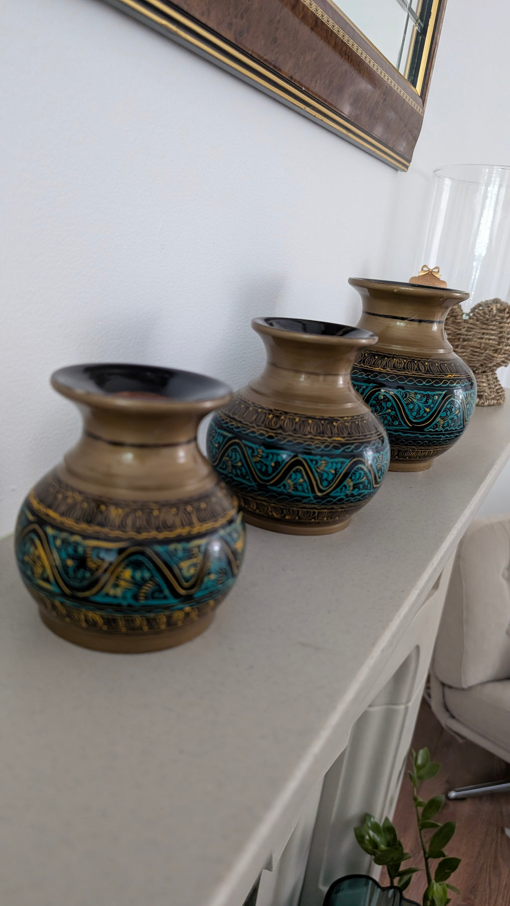 Hand-Turned Silanwali Wooden Vase Set (3-Piece) – Traditional Lacquer
