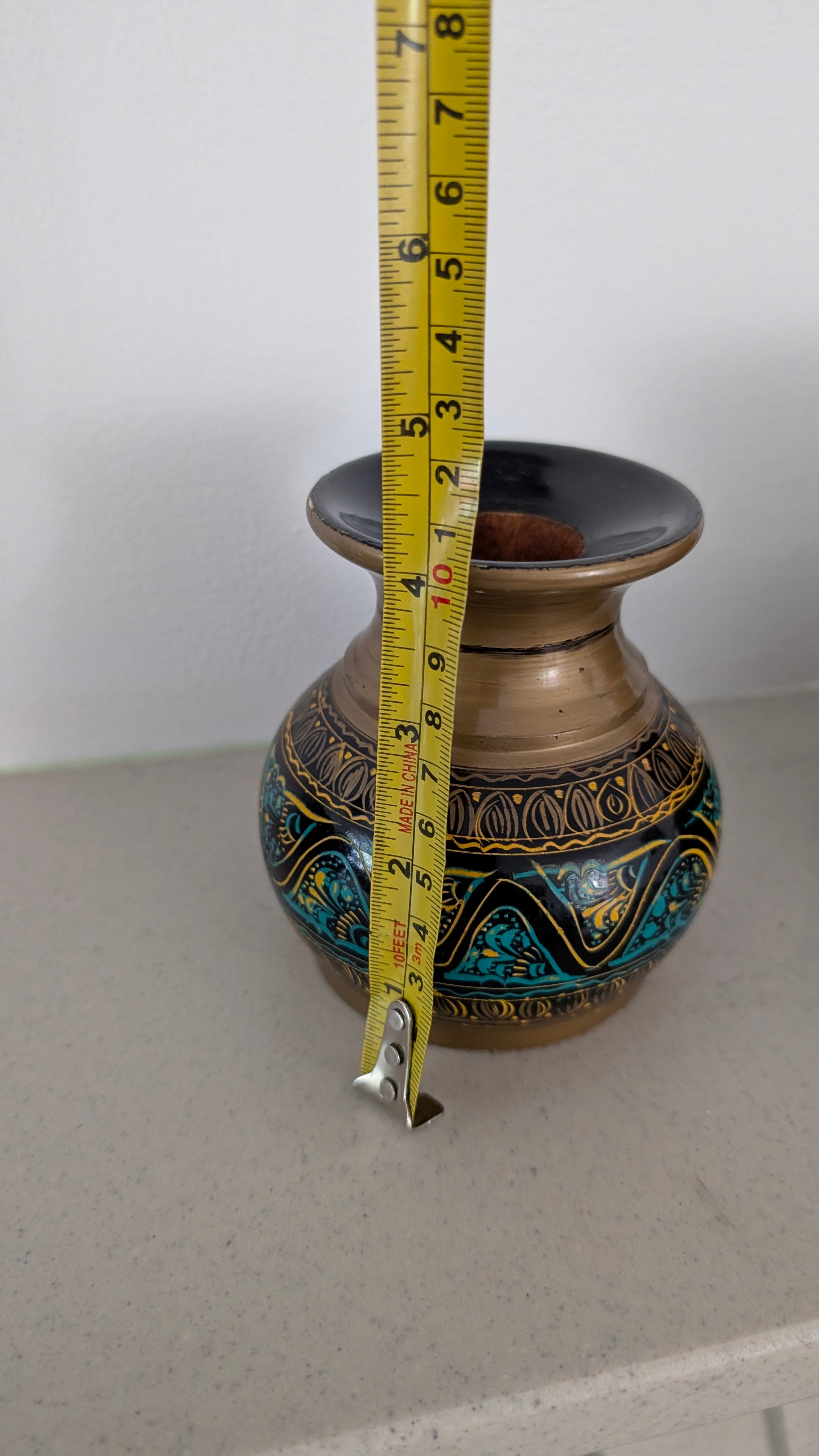 Hand-Turned Silanwali Wooden Vase Set (3-Piece) – Traditional Lacquer