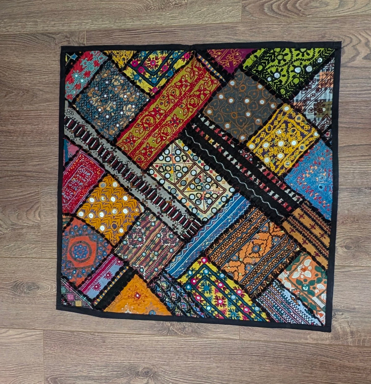 Handmade Sindhi Patchwork Decor | Traditional Single Tapestry 27" x 27"
