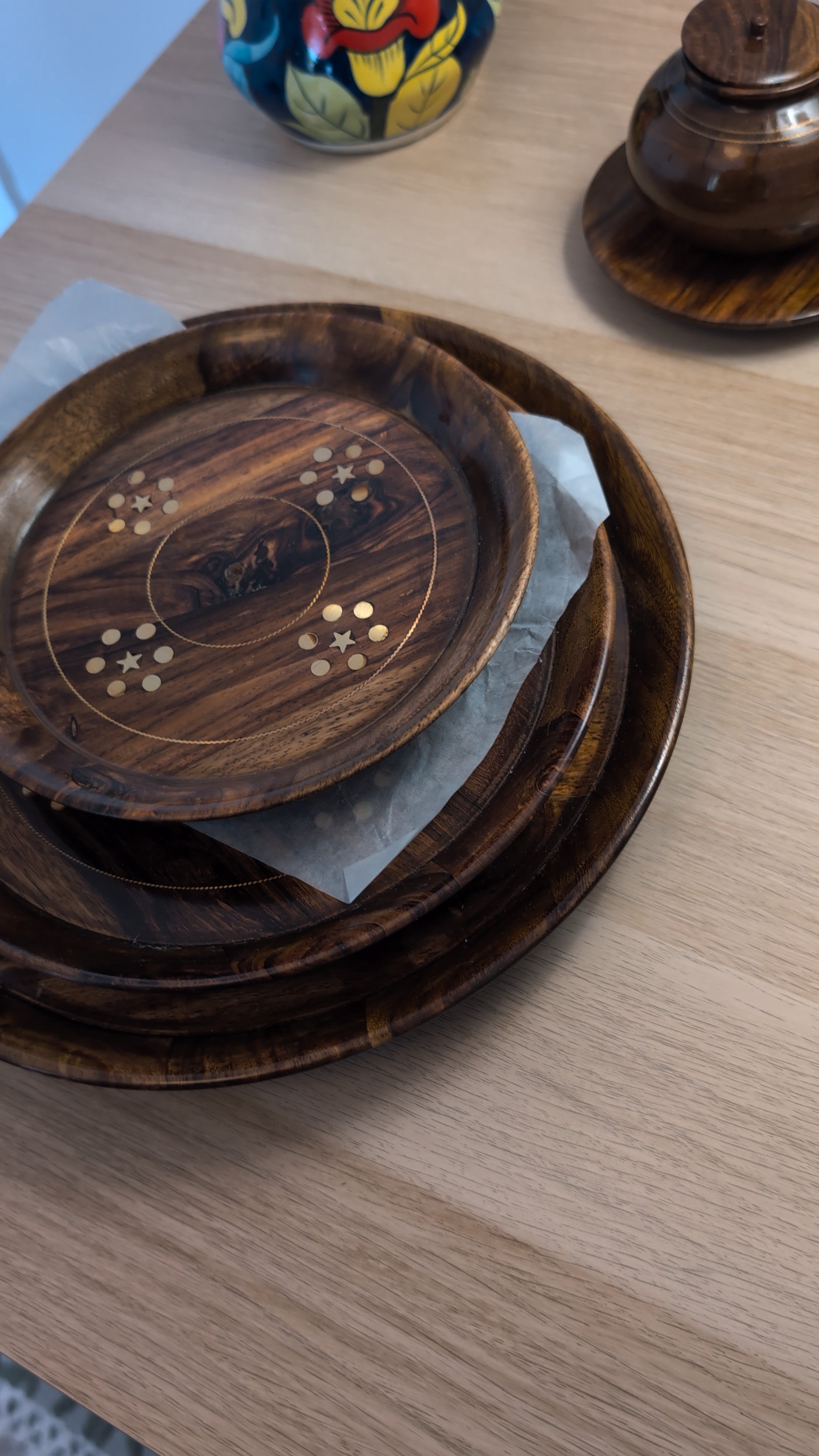 Handcrafted Sheesham Wood Tray Set with Brass Star Inlay